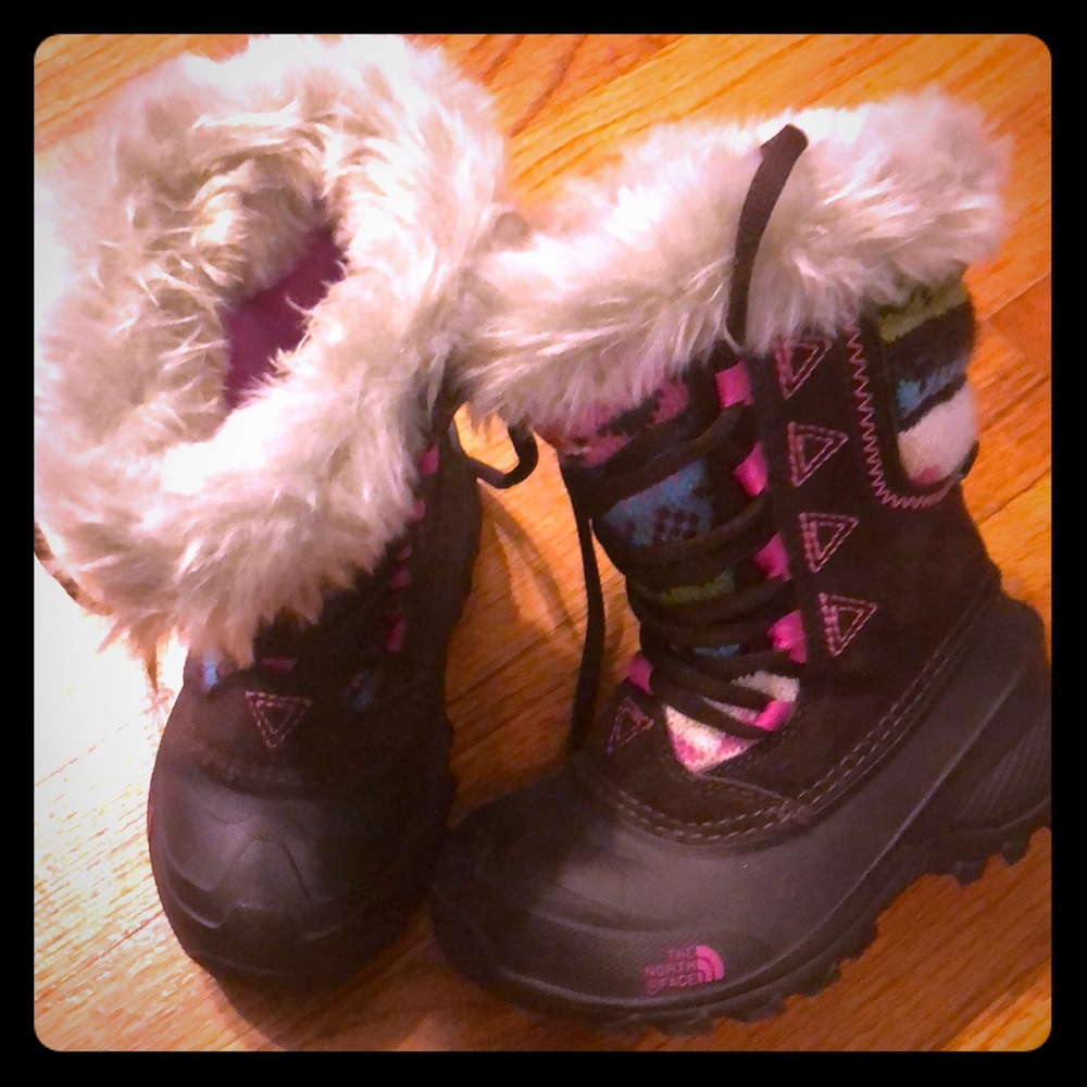 North face snow boots💜